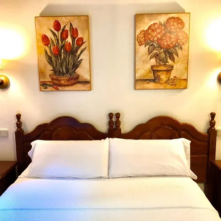 ゲストハウス La Panadera *